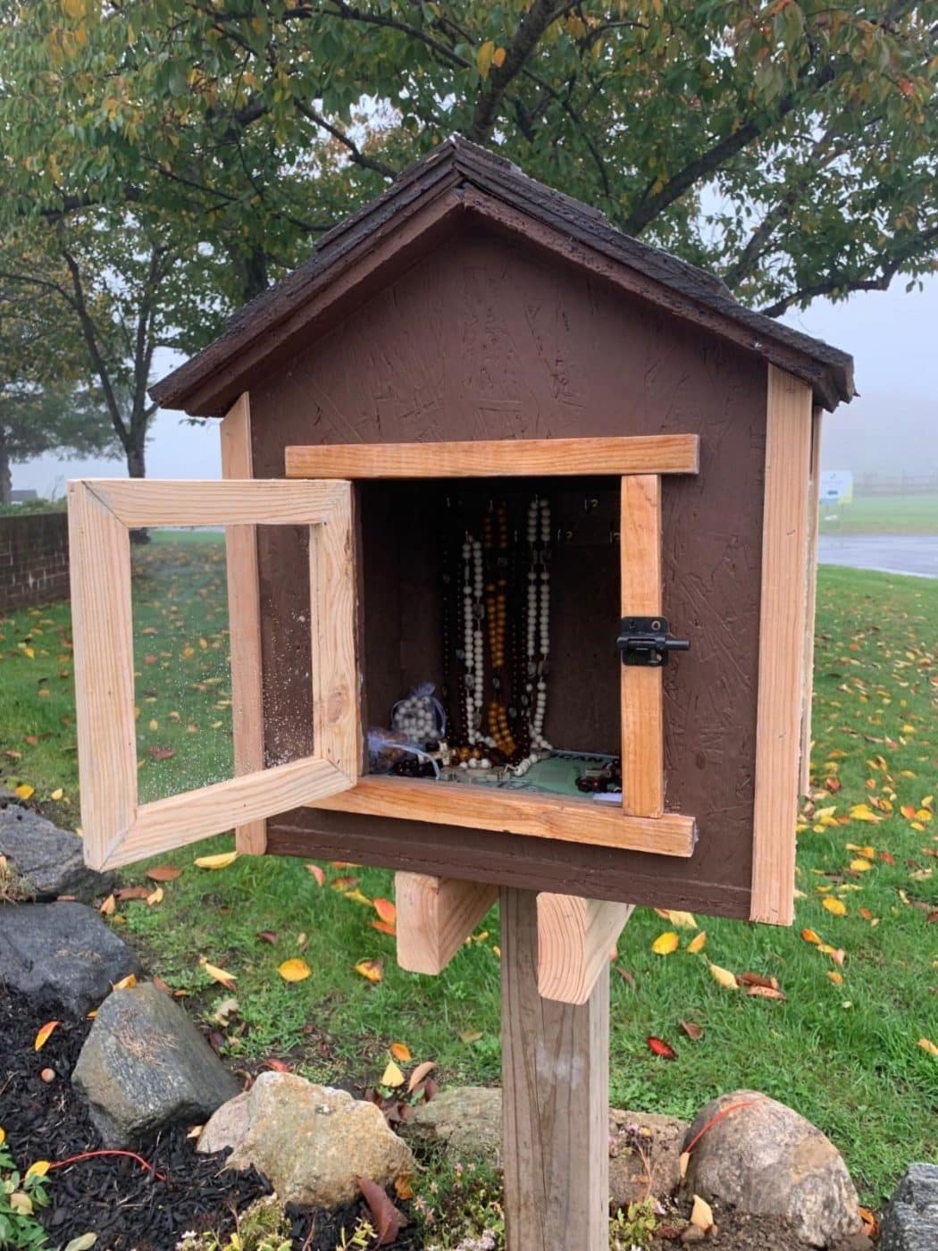 Rosary Lending Box